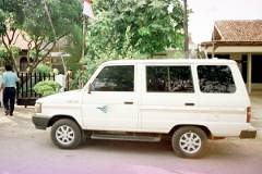 �L�W����