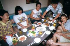 �}������